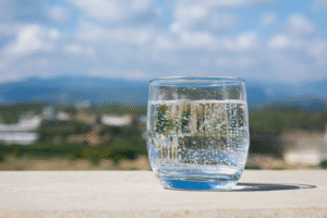 eau gazeuse naturelle sans adjonction gaz